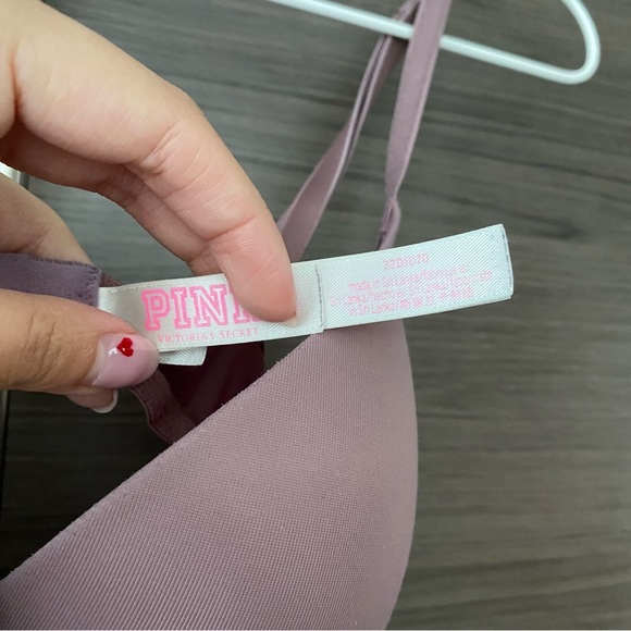 Victoria’s Secret PINK Wear Everywhere Push up - Picture 2 of 4